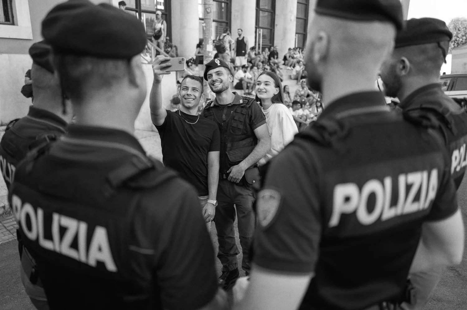 Calendario Polizia 2025 — Eolo Perfido, 7